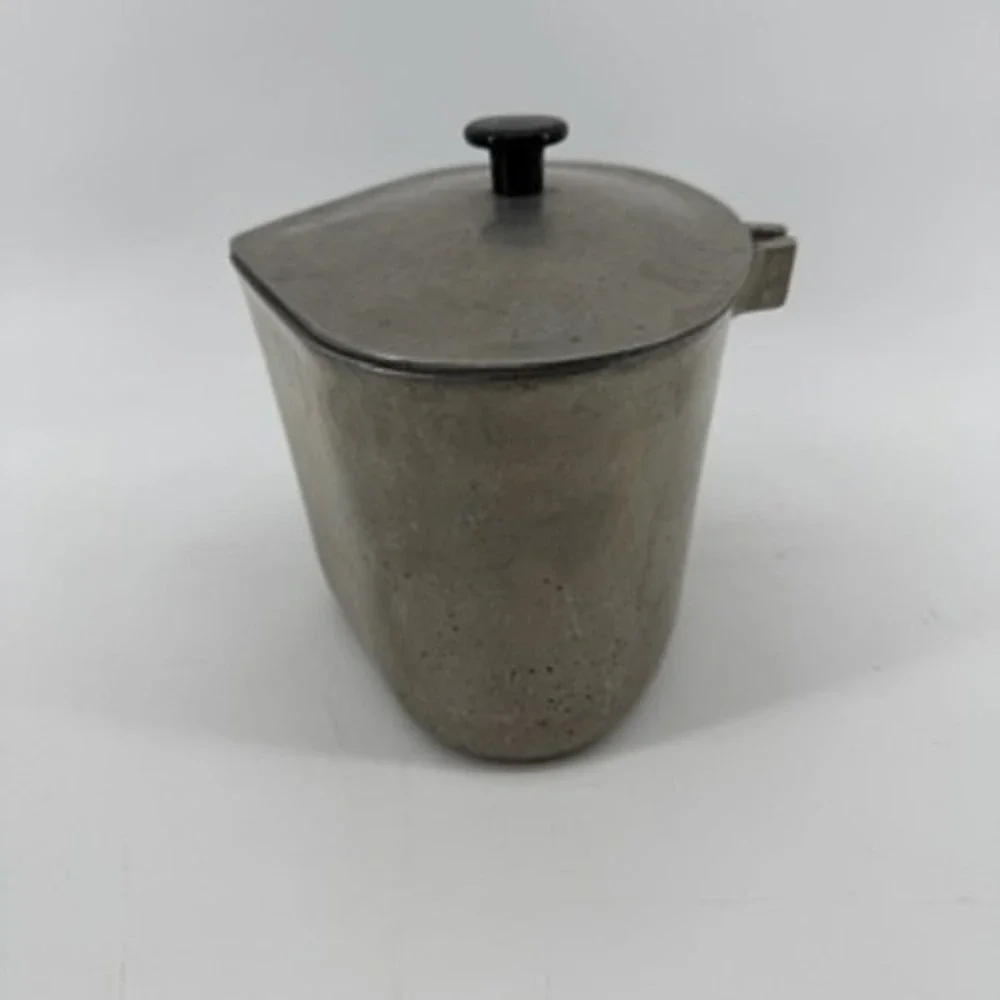 Vintage Club Aluminum Heart Shaped Pot with Lid Silver Cast Retro Cookware USA